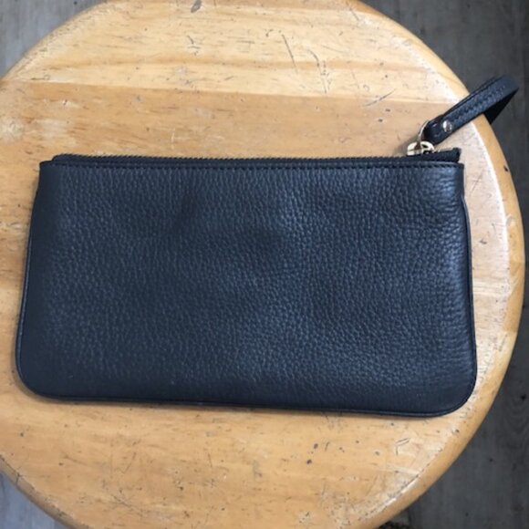 Kate Spade Wristlet - Picture 2 of 3